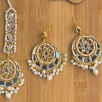 Kundan earings teeka