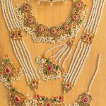 Naura bridal set