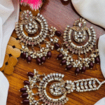 Kundan earings teeka