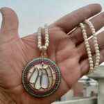 Elegant islamic calligraphy locket