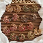 Zircon nauratan studs