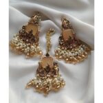 Egyption earing teeka