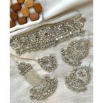 Kundan choker set