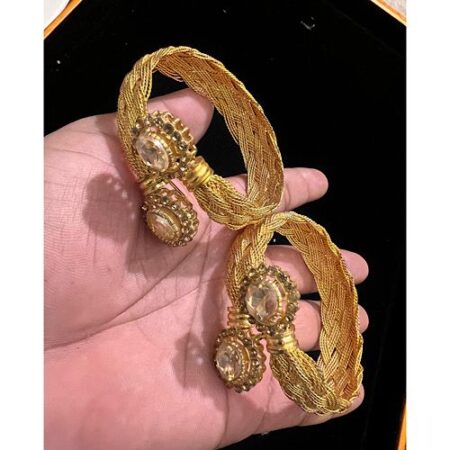 Bangles pairs