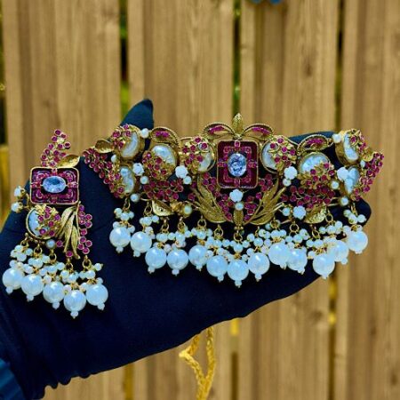 Choker set