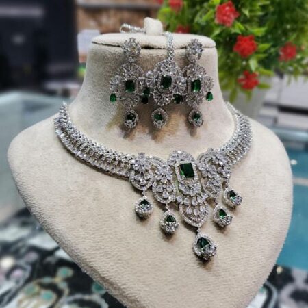 Zircon set