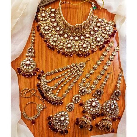 Indian dubbi kundan bridal set
