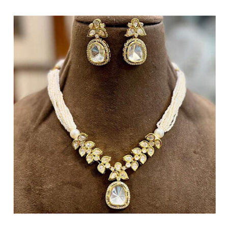 MOTHER PEARL WHITE CHOKER