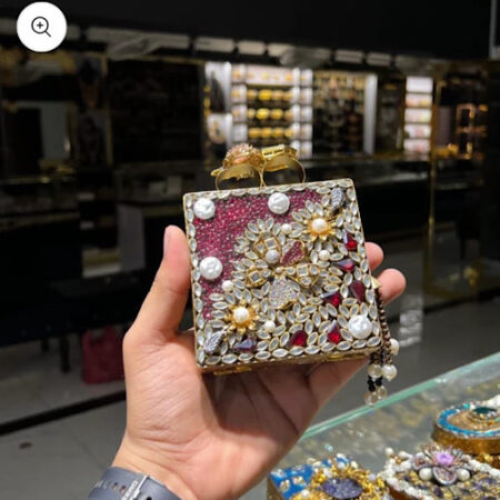 Fancy clutch