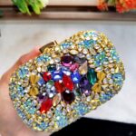 Kundan clutch