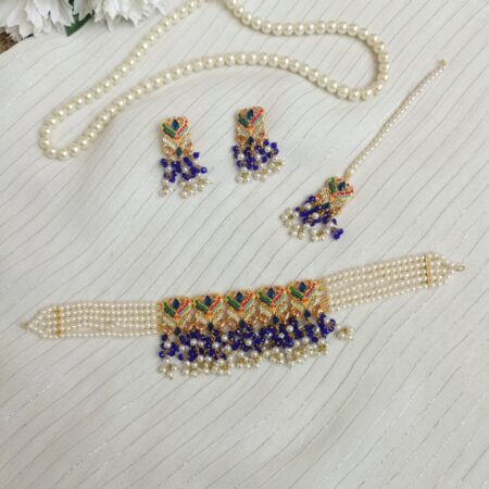 Choker set