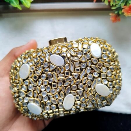 Kundan clutches for your perfect occasions