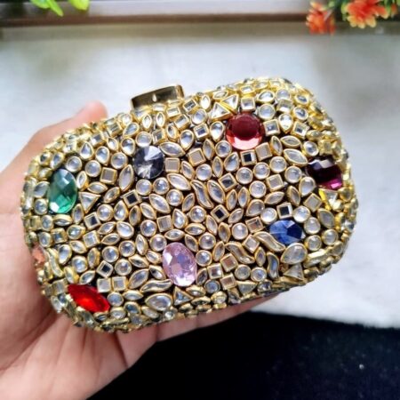 Kundan clutches for your perfect occasions