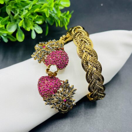 Turkish hand cuff