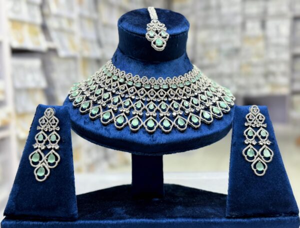 Areesha ad zircon set - Image 1