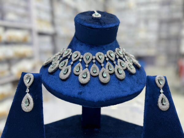 Anusha set american zircon - Image 1
