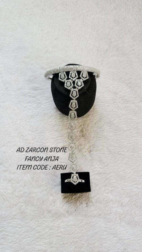Ad stone anja - Image 1