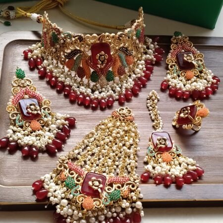 Multi collar set