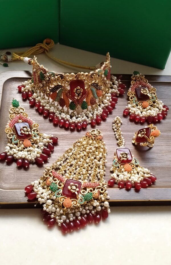 Multi collar set - Image 1