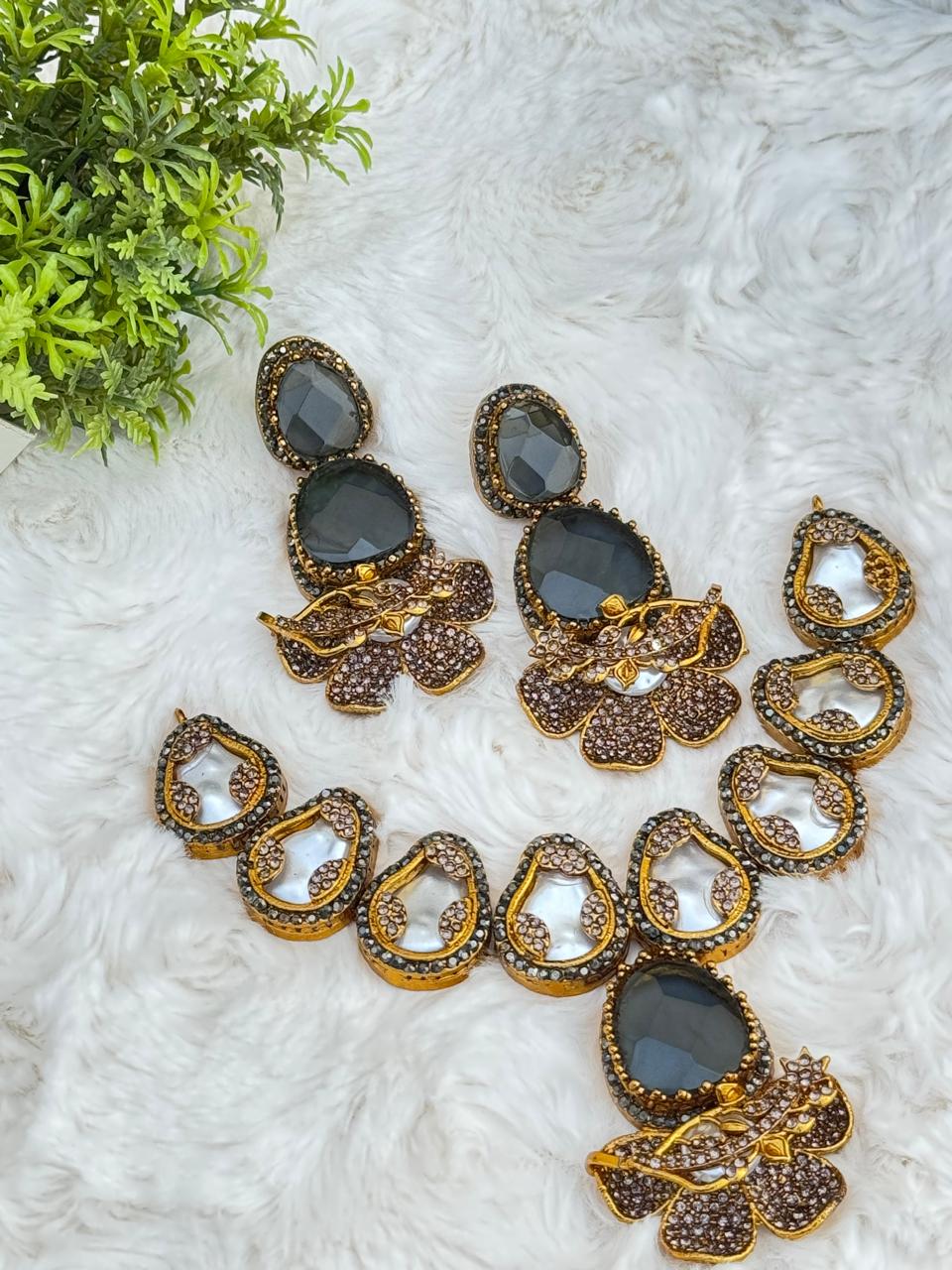 IMG-20251014-WA0248 Motherpearl set - Image 1