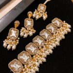 Aneeza Motherpearl choker