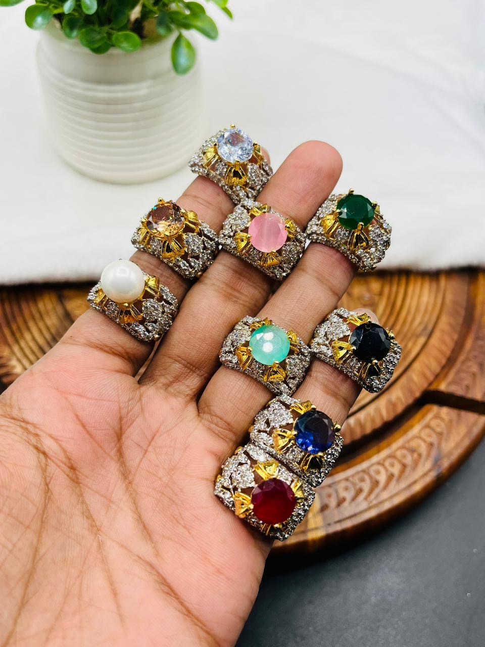 8343b9e5-a180-4d89-8524-28c60a6f2ba4 Gold plated rings - Image 1