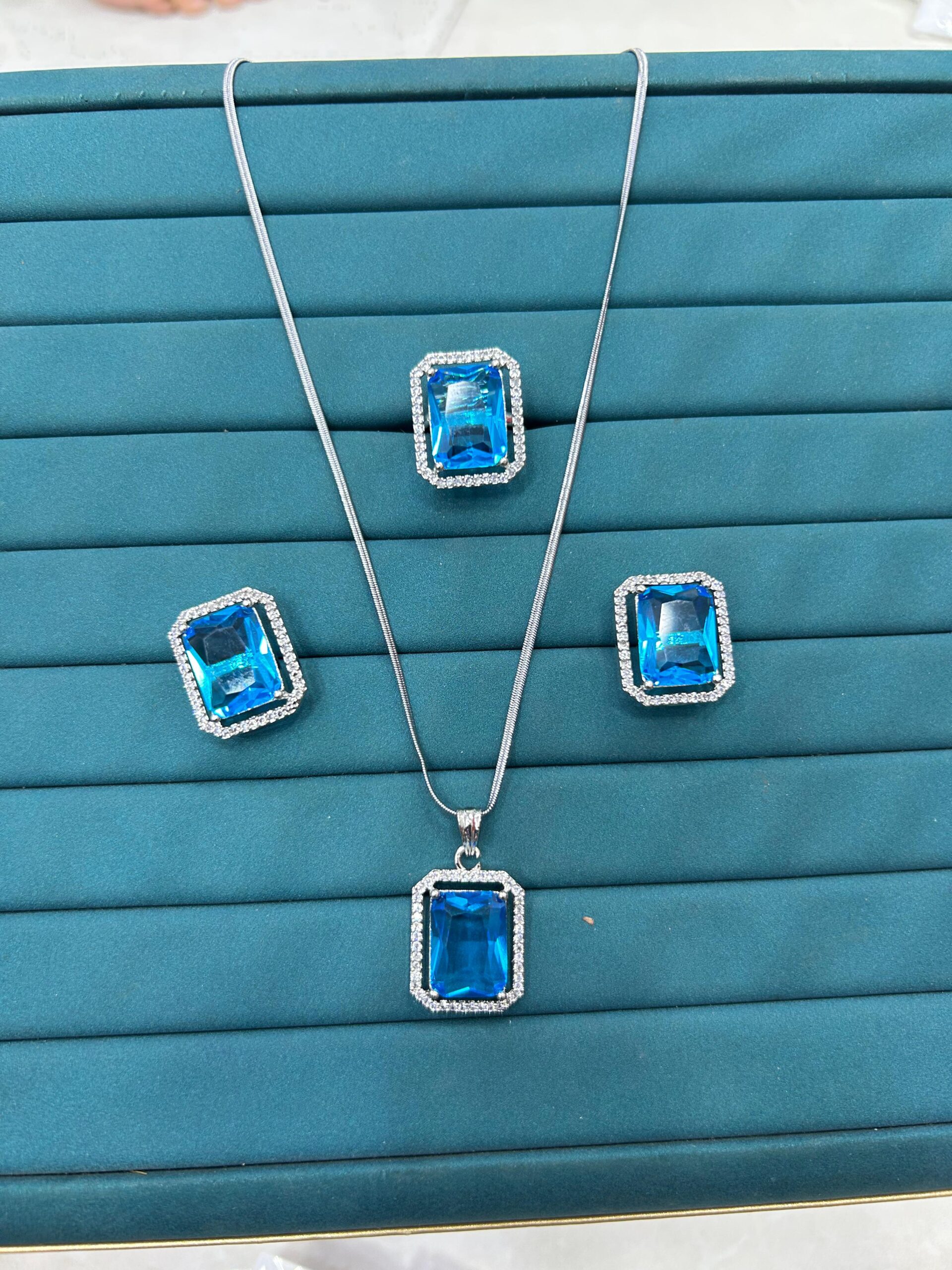 IMG-20260211-WA0192 Locket set - Image 1