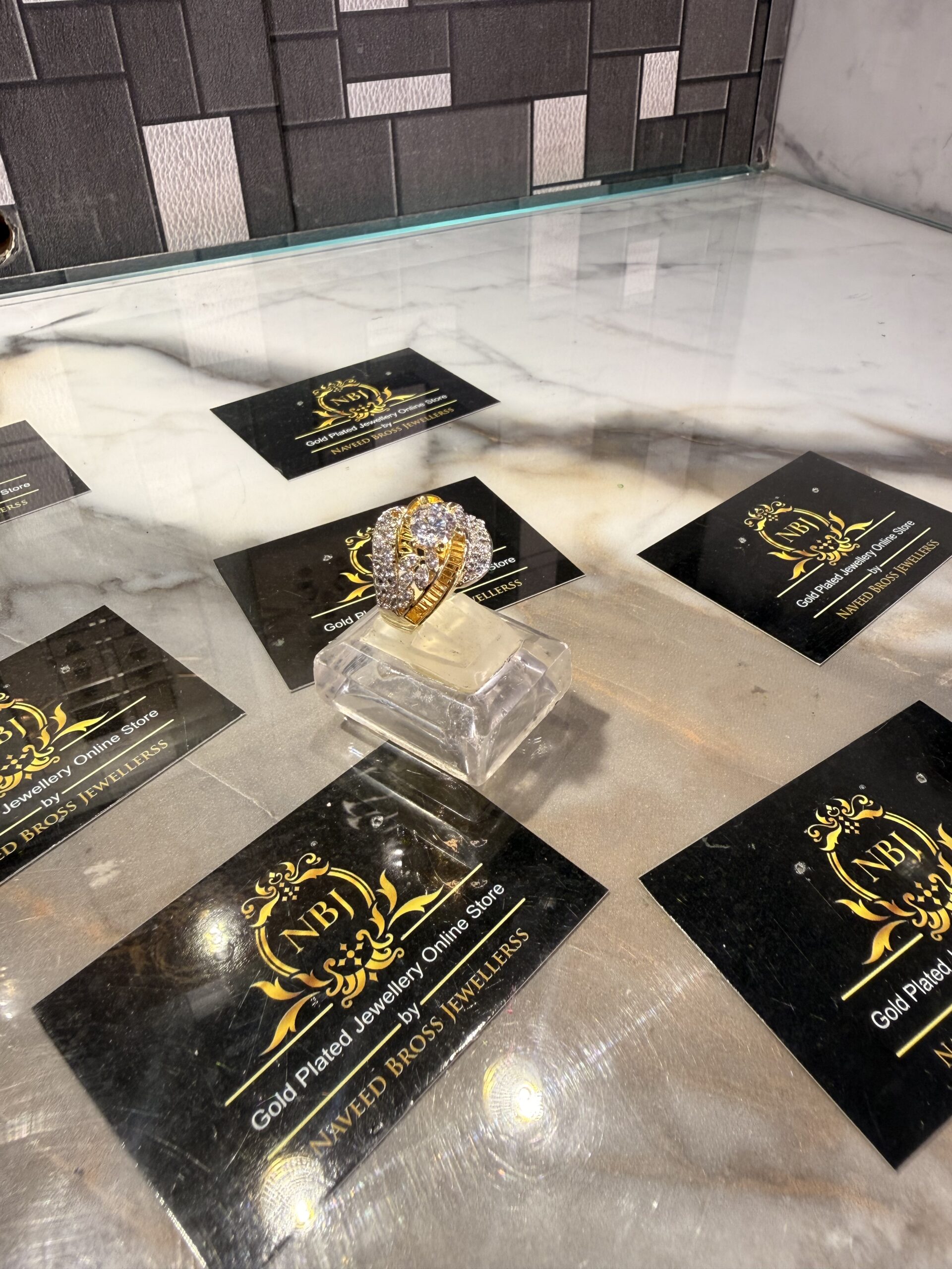 IMG_5915 Diamond cut goldplated ring - Image 1