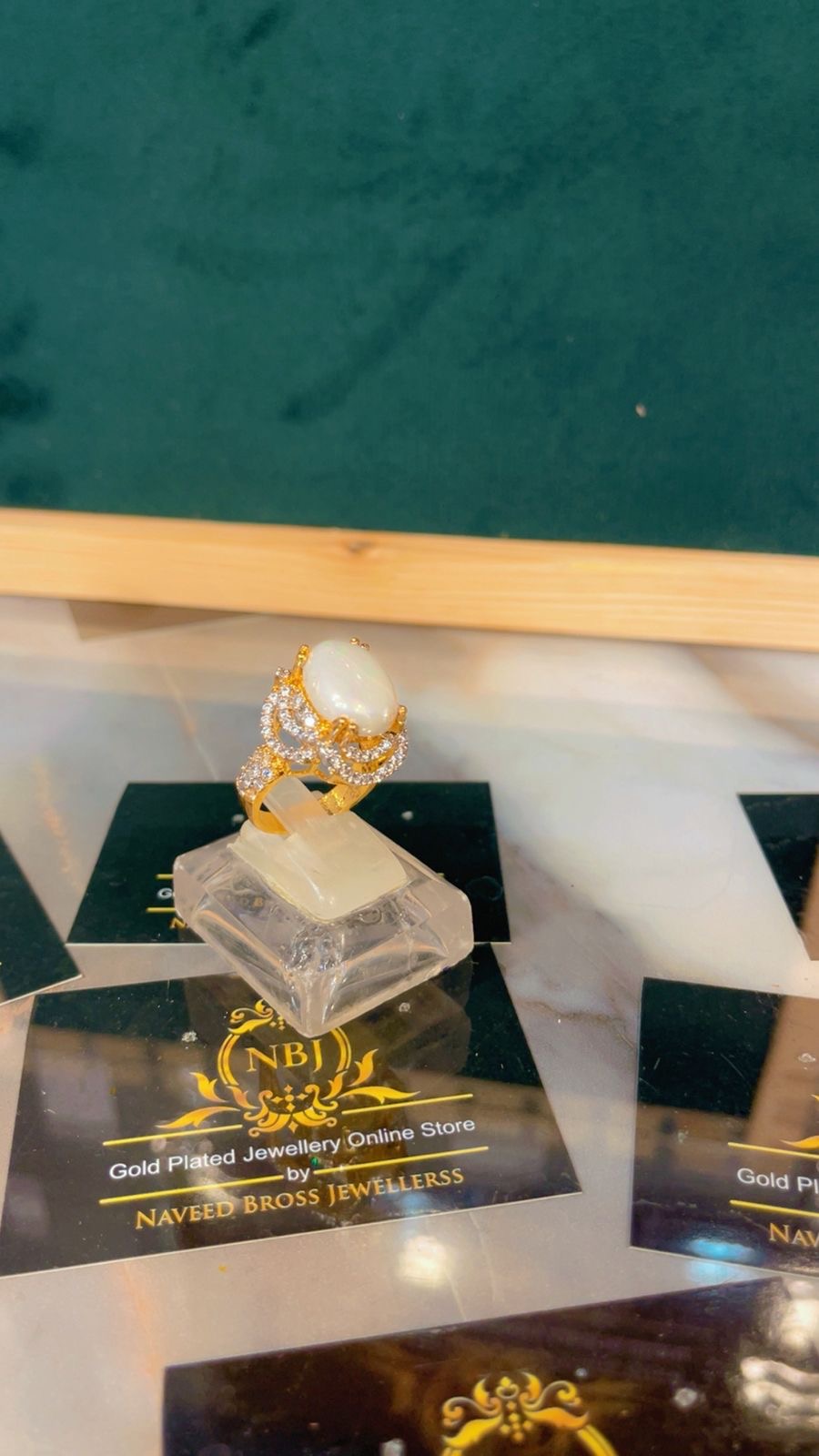 be34f1ee-6a6a-45fb-b9d8-b6d97f63f0f6 Goldplated diamond cut rings - Image 1