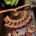 Necklace set with mathapati