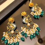 Earrings teeka
