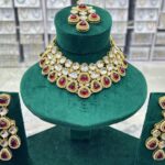 Kundan collar set
