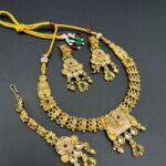 Gold platted necklace