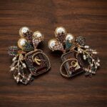 Naeema studs