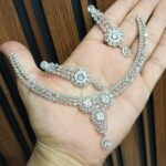 Alveena ad zircon set