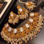 Alaya motherpearl stone necklace