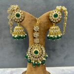 Minha kundan earrings