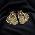 Adeeba leaf studs