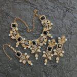 Aila necklace