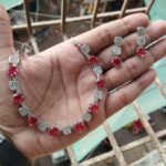 Elaaf zircon necklace