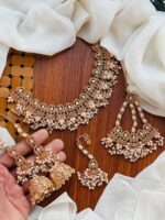 Ira necklace with jhumar